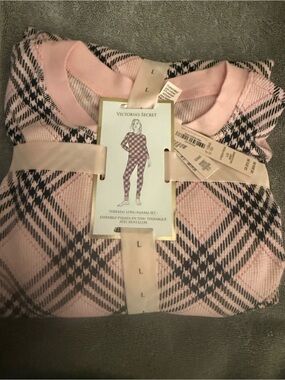 Victoria's Secret Pink & Black Plaid Thermal Pajama Set